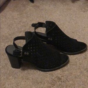 Beautiful, Gently used shoes